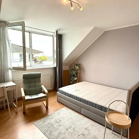 Apartament Am Hafen Düsseldorf